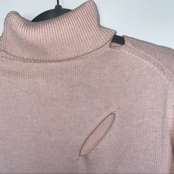 Victor Glemaud Cutout Turtleneck Sweater - Picture 10 of 10